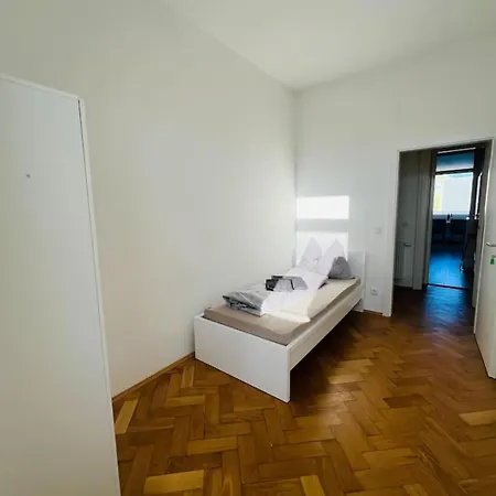 Apartment Leoben 3 3 People 4 Leitendorf